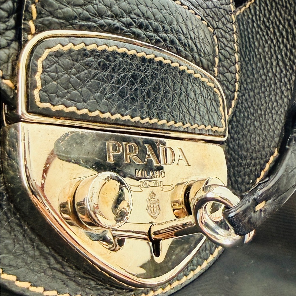 Vintage PRADA Vitello Diano Shoulder Bag Tessuto Black Nylon w/ Silver Lock/Key - Picture 2 of 4
